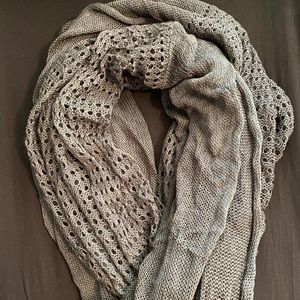 Infinity scarf